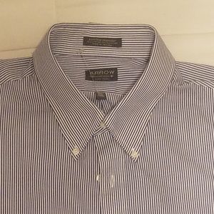 Arrow wrinkle free dress shirt